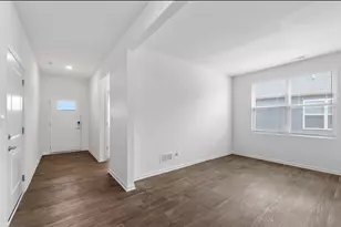 927 Plateau Dr, Pingree Grove, IL 60140 - Photo 9