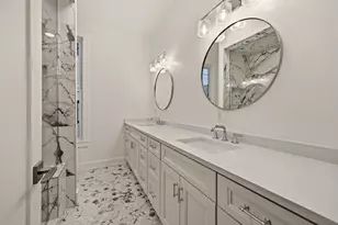 2107 N Clark St, Chicago, IL 60614 - Photo 17