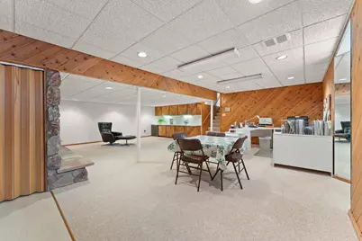 18655 Oakwood Avenue, Lansing, IL 60438 - Photo 37