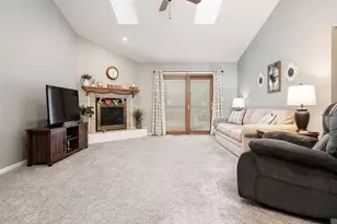 887 S Bell School Rd, Rockford, IL 61108 - Photo 13