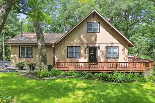 304 Wild Cherry Dr, Dixon, IL 61021 - Photo 1