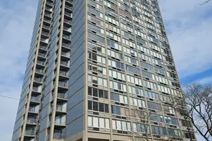 5320 N Sheridan Rd, Chicago, IL 60640 - Photo 1