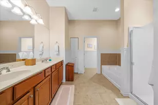 1787 Glenwood Cir, Sugar Grove, IL 60554 - Photo 13