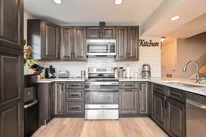 598 Dunham Road, Gurnee, IL 60031 - Photo 9