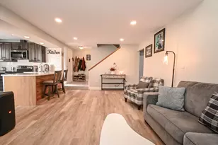 598 Dunham Rd, Gurnee, IL 60031 - Photo 15