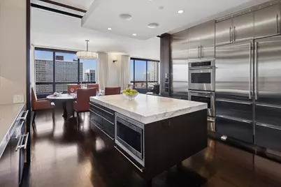 180 E Pearson Street #3401, Chicago, IL 60611 - Photo 17