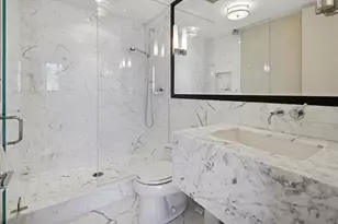 180 E Pearson St, Chicago, IL 60611 - Photo 25