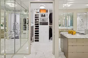 180 E Pearson St, Chicago, IL 60611 - Photo 23