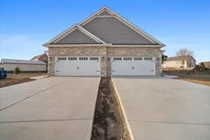 23 Stone Ml Ct, Bloomington, IL 61705 - Photo 29