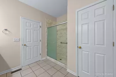 47 Regent Drive, Gilberts, IL 60136 - Photo 19