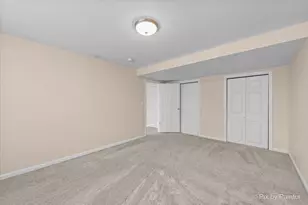 47 Regent Dr, Gilberts, IL 60136 - Photo 29