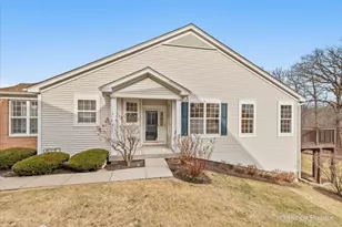 47 Regent Dr, Gilberts, IL 60136 - Photo 3