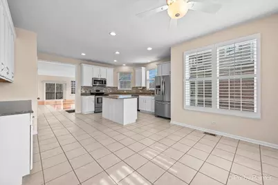 47 Regent Drive, Gilberts, IL 60136 - Photo 13