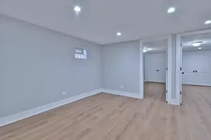 9322 S Euclid Ave, Chicago, IL 60617 - Photo 35