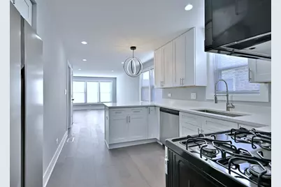 9322 S Euclid Avenue, Chicago, IL 60617 - Photo 13