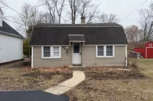 5938 Dunham Rd, Downers Grove, IL 60516 - Photo 1