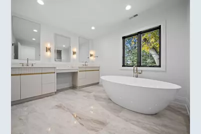 1851 Oakwood Road, Northbrook, IL 60062 - Photo 49