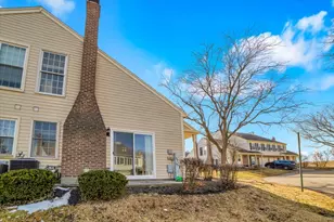 2664 College Hill Cir, Schaumburg, IL 60173 - Photo 29