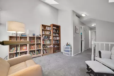 2664 College Hill Circle #381, Schaumburg, IL 60173 - Photo 19