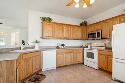 12810 Green Meadow Avenue, Huntley, IL 60142 - Photo 9