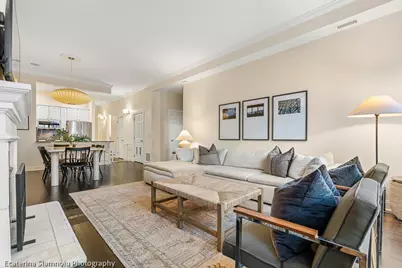 827 W Bradley Place #1E, Chicago, IL 60613 - Photo 5