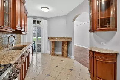 8461 Callie Avenue, Morton Grove, IL 60053 - Photo 11