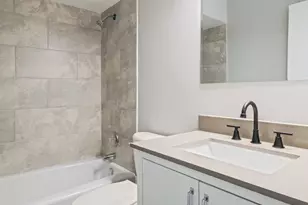 720 N Briar Hill Ln, Addison, IL 60101 - Photo 11