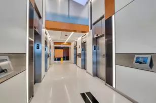 400 E Randolph St, Chicago, IL 60601 - Photo 9