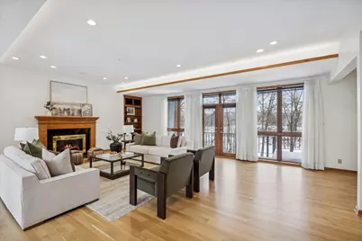 8425 Hickory Court, Burr Ridge, IL 60527 - Photo 7