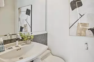 8425 Hickory Ct, Burr Ridge, IL 60527 - Photo 19