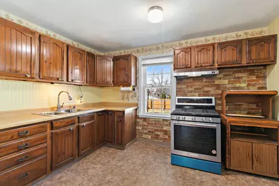 917 N 7th Street, Dekalb, IL 60115 - Photo 9