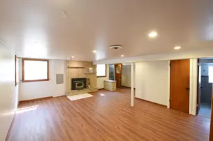 10945 S Lowe Ave, Chicago, IL 60628 - Photo 19