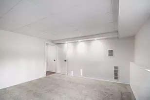 5209 Keene Ln, Hanover Park, IL 60133 - Photo 17