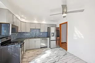 1861 Hollywood Ave, Hanover Park, IL 60133 - Photo 9