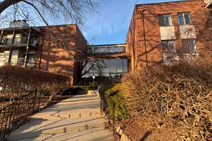 3070 Pheasant Creek Dr, Northbrook, IL 60062 - Photo 1