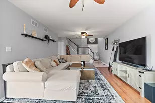 17225 Arrowhead Dr, Lockport, IL 60441 - Photo 5
