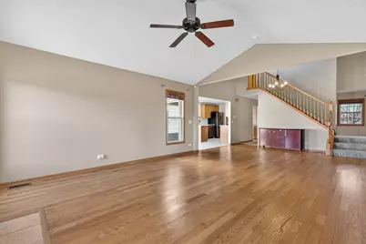 550 Madison Lane, Elgin, IL 60123 - Photo 7