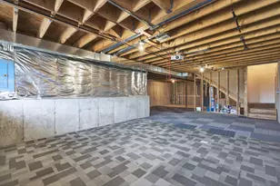 550 Madison Ln, Elgin, IL 60123 - Photo 29