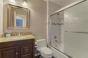 182 Lockwood Ln, Bloomingdale, IL 60108 - Photo 25