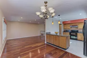 182 Lockwood Ln, Bloomingdale, IL 60108 - Photo 13