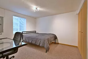 410 Manchester Rd, Oswego, IL 60543 - Photo 23