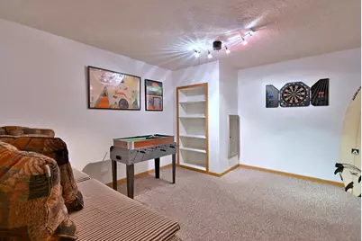 410 Manchester Road, Oswego, IL 60543 - Photo 27