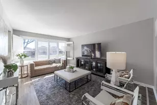 5806 S Menard Ave, Chicago, IL 60638 - Photo 3