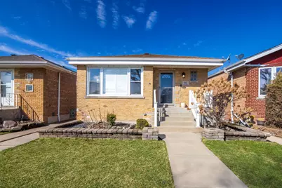 5806 S Menard Avenue, Chicago, IL 60638 - Photo 1