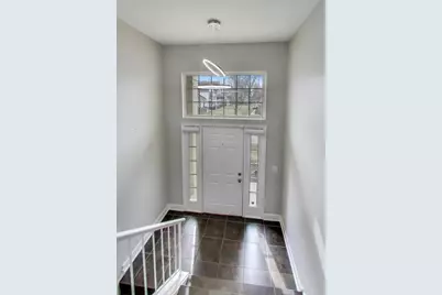 422 Cromwell Circle #2, Bartlett, IL 60103 - Photo 3