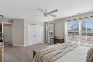 222 Bakers Dr W, Lakemoor, IL 60051 - Photo 11