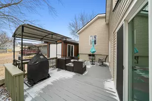 193 Chicago Rd, Paw Paw, IL 61353 - Photo 33