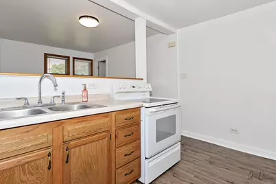 [Address not provided], Island Lake, IL 60042 - Photo 5