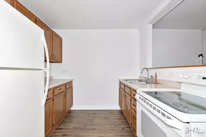 [Address not provided], Island Lake, IL 60042 - Photo 3