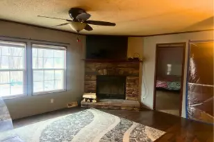 3669 E 25th Rd, Sheridan, IL 60551 - Photo 3